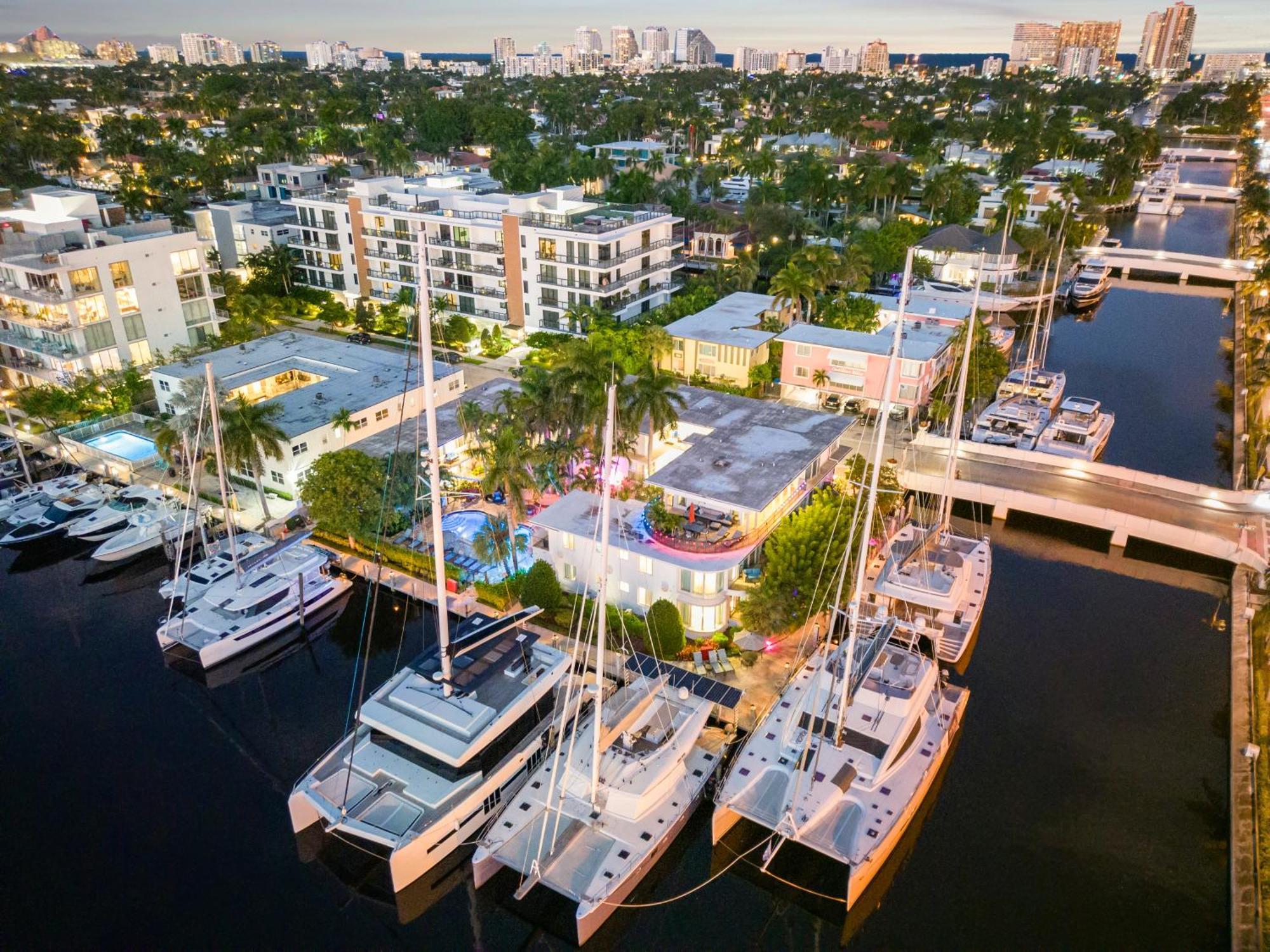Isle Of Venice Residence And Marina Fort Lauderdale Exterior foto